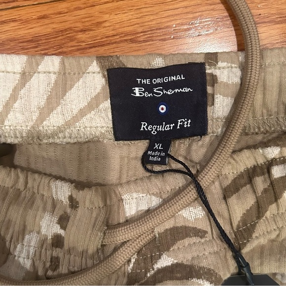 NWT Ben Sherman O Men’s xl Cotton Shorts Tan/White Drawstring Elastic Pockets - Picture 4 of 11